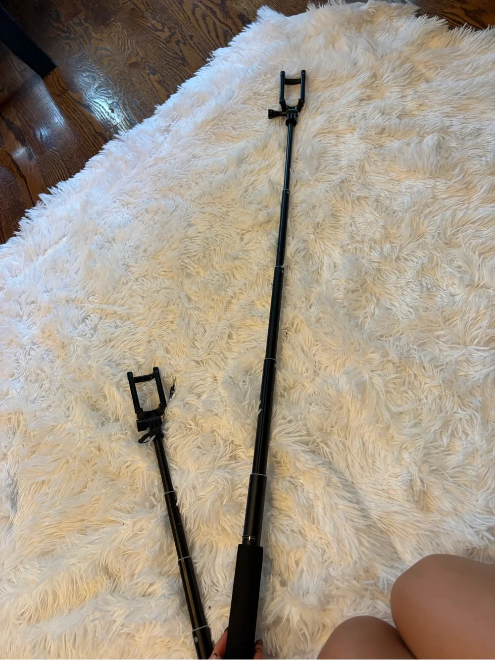 Amazon Black Selfie Stick Monopod with Phone Mount